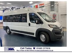 White Used 2016 Peugeot Boxer Van | £5,850
