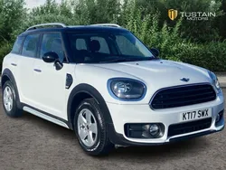 White Used 2017 Mini Cooper Countryman SUV | £12,899 (Good price)
