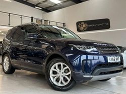 Blue Used 2018 Land Rover Discovery 5 SE SUV | £17,995 (Good price)
