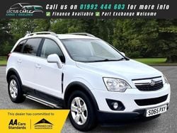 White Used 2015 Vauxhall Antara S SUV | £4,490 (Fair price)