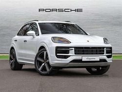 White Used 2025 Porsche Cayenne SUV | £85,440 (Fair price)