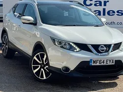 White Used 2014 Nissan Qashqai S SUV | £8,395 (Fair price)