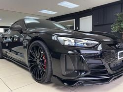 Used 2023 Audi e-tron GT quattro Comfort Sedan | £69,995