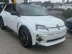 New 2025 Renault 5 E-Tech Iconic Hatchback | £23,495 (Good price)