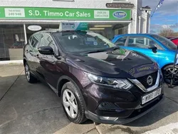 Black Used 2018 Nissan Qashqai Acenta SUV | £12,295 (Super price)