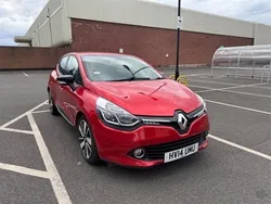 Red Used 2014 Renault Clio IV Dynamique | £4,600 (Good price)