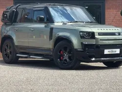 Used 2024 Land Rover Defender HSE Dynamic SUV | £59,995 (Super price)