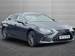 Grey Used 2022 Lexus ES300H Sedan | £27,879 (Fair price)