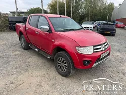 Red Used 2015 Mitsubishi L200 Pickup | £4,500 (Super price)