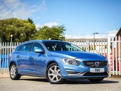 Blue Used 2014 Volvo V60 SE Lux Estate | £7,995 (Fair price)
