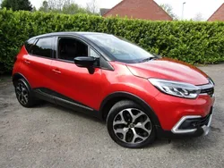 Red Used 2018 Renault Captur Signature SUV | £8,487 (A bit pricey)