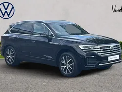 Black Used 2019 VW Touareg R-line SUV | £29,510 (Fair price)