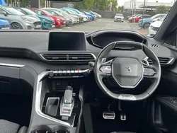 Red Used 2019 Peugeot 3008 Premium SUV | £15,926 (Fair price)