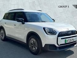 White Used 2025 Mini Countryman Classic SUV | £32,995 (Super price)