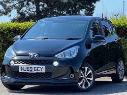 Black Used 2019 Hyundai i10 Premium SE Hatchback | £12,995 (A bit pricey)