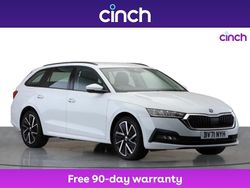 White Used 2021 Skoda Octavia SE Technology Estate | £15,199 (Fair price)