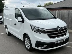 White Used 2024 Renault Trafic Van | £19,000 (Good price)