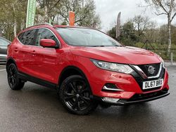 Red Used 2018 Nissan Qashqai N-Connecta SUV | £9,995 (Fair price)