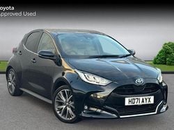 Eclipse black Used 2022 Toyota Yaris Hybrid Hatchback | £17,662 (Good price)