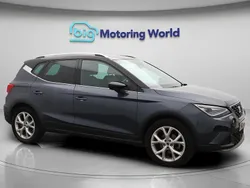 Grey Used 2023 Seat Arona FR SUV | £12,300 (Fair price)