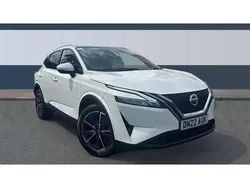 White Used 2022 Nissan Qashqai Tekna SUV | £19,845 (A bit pricey)