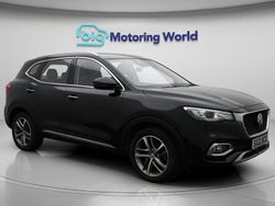 Black Used 2022 MG HS Excite SUV | £15,200 (Fair price)