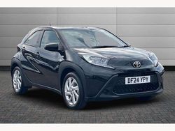 Black Used 2024 Toyota Aygo X PURE SUV | £12,995