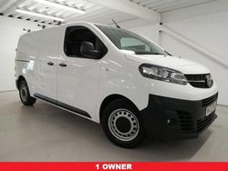 White Used 2022 Vauxhall Vivaro S Van | £11,250 (Super price)