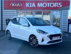 White Used 2022 Hyundai i10 Premium Hatchback | £11,795 (A bit pricey)