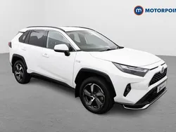 White Used 2023 Toyota RAV4 Hybrid Design SUV | £31,899 (Fair price)