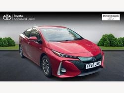 Red Used 2018 Toyota Prius Hatchback | £14,490 (Fair price)