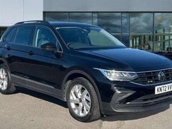 Black Used 2022 VW Tiguan Life SUV | £18,998 (Fair price)