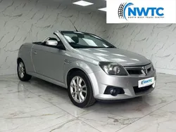 Silver Used 2006 Vauxhall Tigra Sport Cabriolet | £2,195