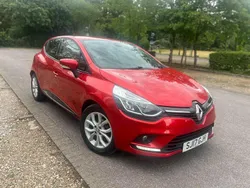 Red Used 2017 Renault Clio IV Dynamique Hatchback | £4,000 (Good price)