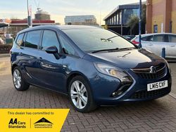 Blue Used 2015 Vauxhall Zafira SRi MPV | £4,400 (Fair price)