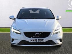 White Used 2018 Volvo V40 R-Design Pro Hatchback | £12,099 (Fair price)