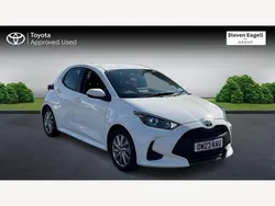 White Used 2023 Toyota Yaris Hybrid Hatchback | £17,019 (Good price)