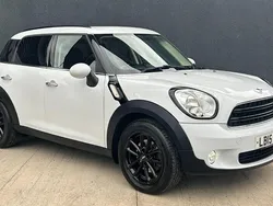 Used 2015 Mini Cooper Countryman SUV | £8,895 (Fair price)