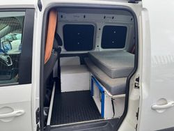 White Used 2016 VW Caddy Highline MPV | £5,695 (Fair price)