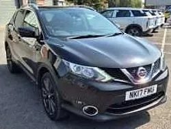 Black Used 2017 Nissan Qashqai Tekna SUV | £8,775 (Good price)
