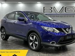 Blue Used 2016 Nissan Qashqai N-Connecta SUV | £6,994 (Good price)