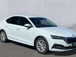 White Used 2024 Skoda Octavia SE L Hatchback | £19,450 (Fair price)