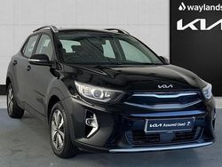 Black Used 2023 Kia Stonic 2 SUV | £15,695 (Fair price)