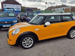 Used 2014 Mini Cooper S Hatchback | £6,795 (Fair price)