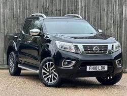 Black Used 2018 Nissan Navara Tekna Pickup | £14,990 (Good price)