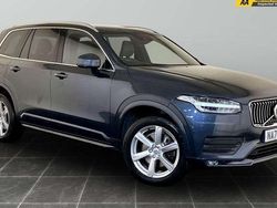 Blue Used 2020 Volvo XC90 Momentum SUV | £21,395 (Fair price)