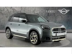 Green New 2025 Mini Countryman Exclusive SUV | £36,900 (Fair price)