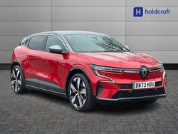 Red/grey Used 2024 Renault Mégane Hatchback | £21,199 (Fair price)