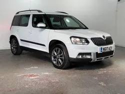 White Used 2017 Skoda Yeti SE Drive SUV | £7,950 (Good price)