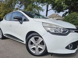 White Used 2014 Renault Clio IV Dynamique Hatchback | £3,695 (Fair price)